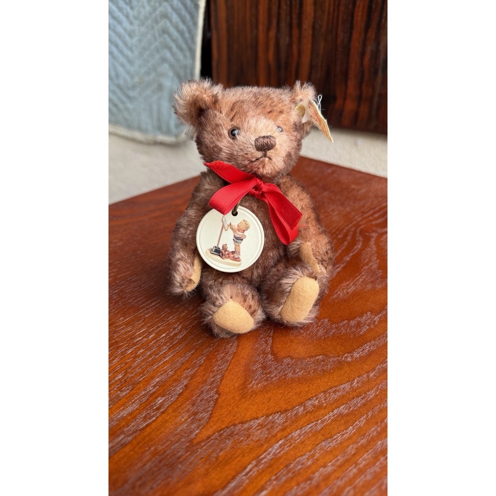 Steiff‎ Goebel M.I. Hummel Little Maestro Teddy Bear 01636 Millennium 2000
